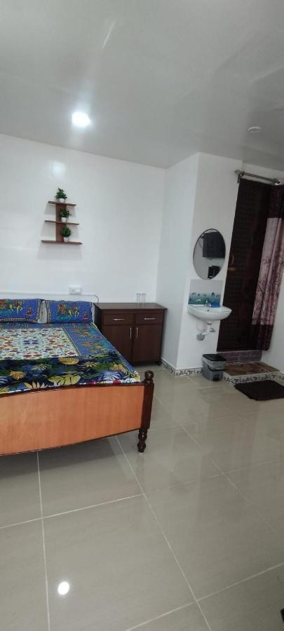 Hotel Kavieya Residency Pūrnānkuppam Exterior foto