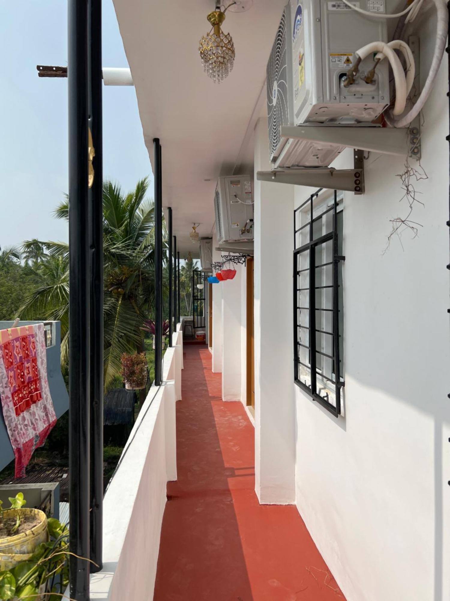 Hotel Kavieya Residency Pūrnānkuppam Exterior foto