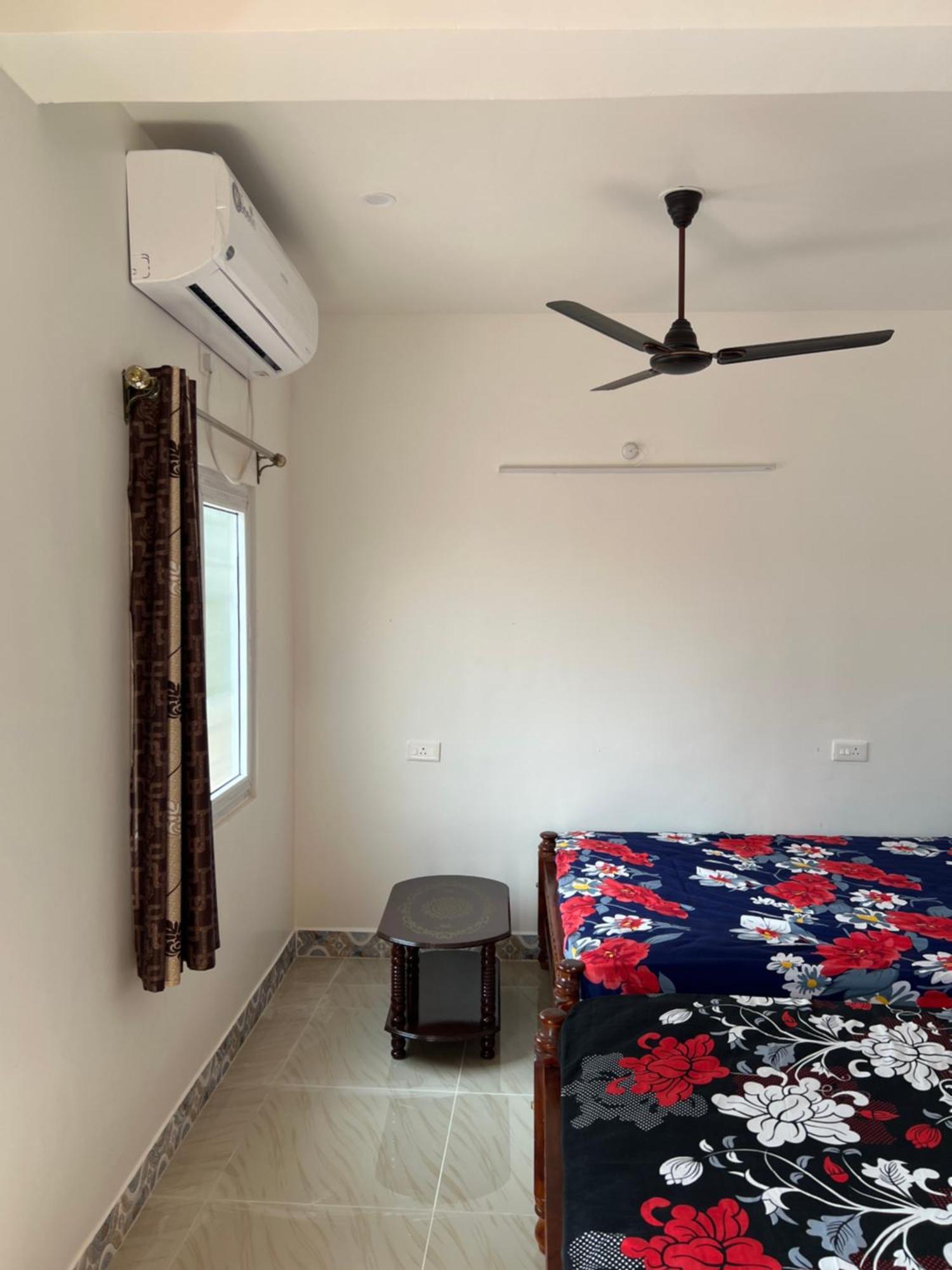Hotel Kavieya Residency Pūrnānkuppam Exterior foto